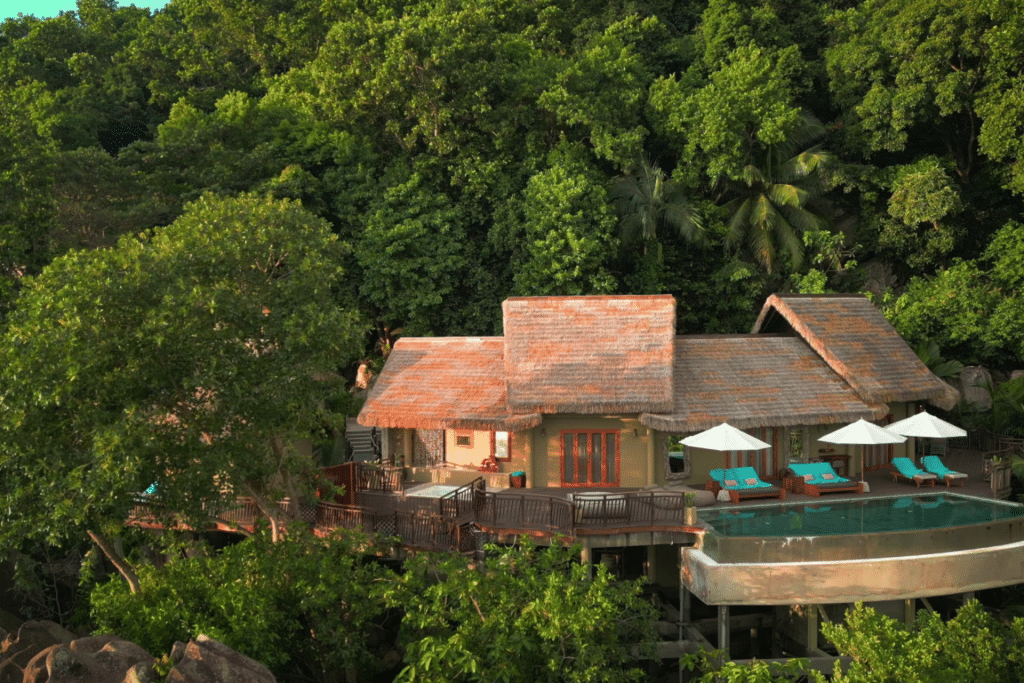 Le Domaine de L'Orangeraie, La Digue